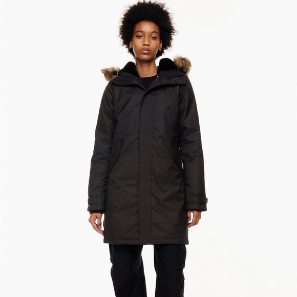Aritzia Jackets & Coats Aritzia Tna Summit Down Parka Xs Poshmark